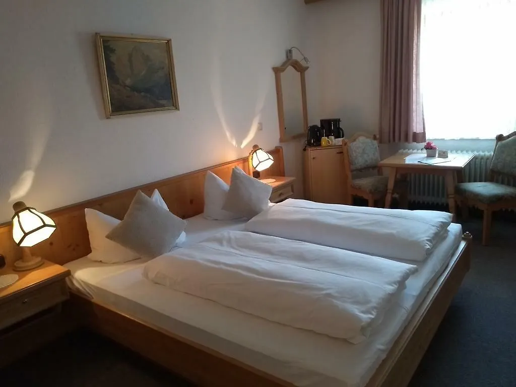 Gasthof Hotel Pension Lindenhof Prien
