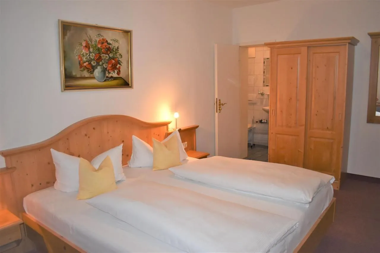 Hotel Pension Lindenhof Prien Gasthof