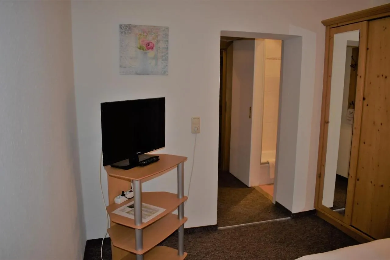 Hotel Pension Lindenhof Prien